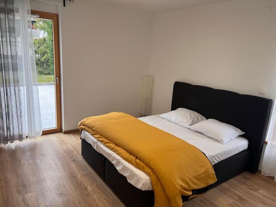 Appartement Red Jardin Tres Calme แซ็ง-ลุยส์ ภายนอก รูปภาพ