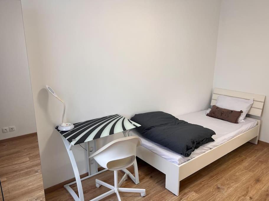 Appartement Red Jardin Tres Calme แซ็ง-ลุยส์ ภายนอก รูปภาพ