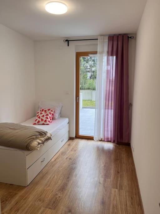 Appartement Red Jardin Tres Calme แซ็ง-ลุยส์ ภายนอก รูปภาพ